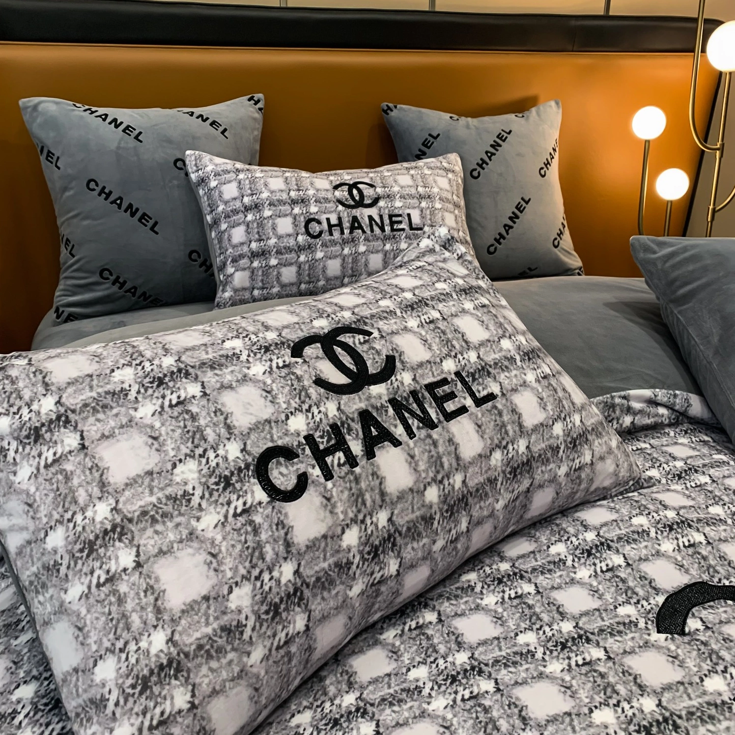 Popular 3370 Chanel Bedding