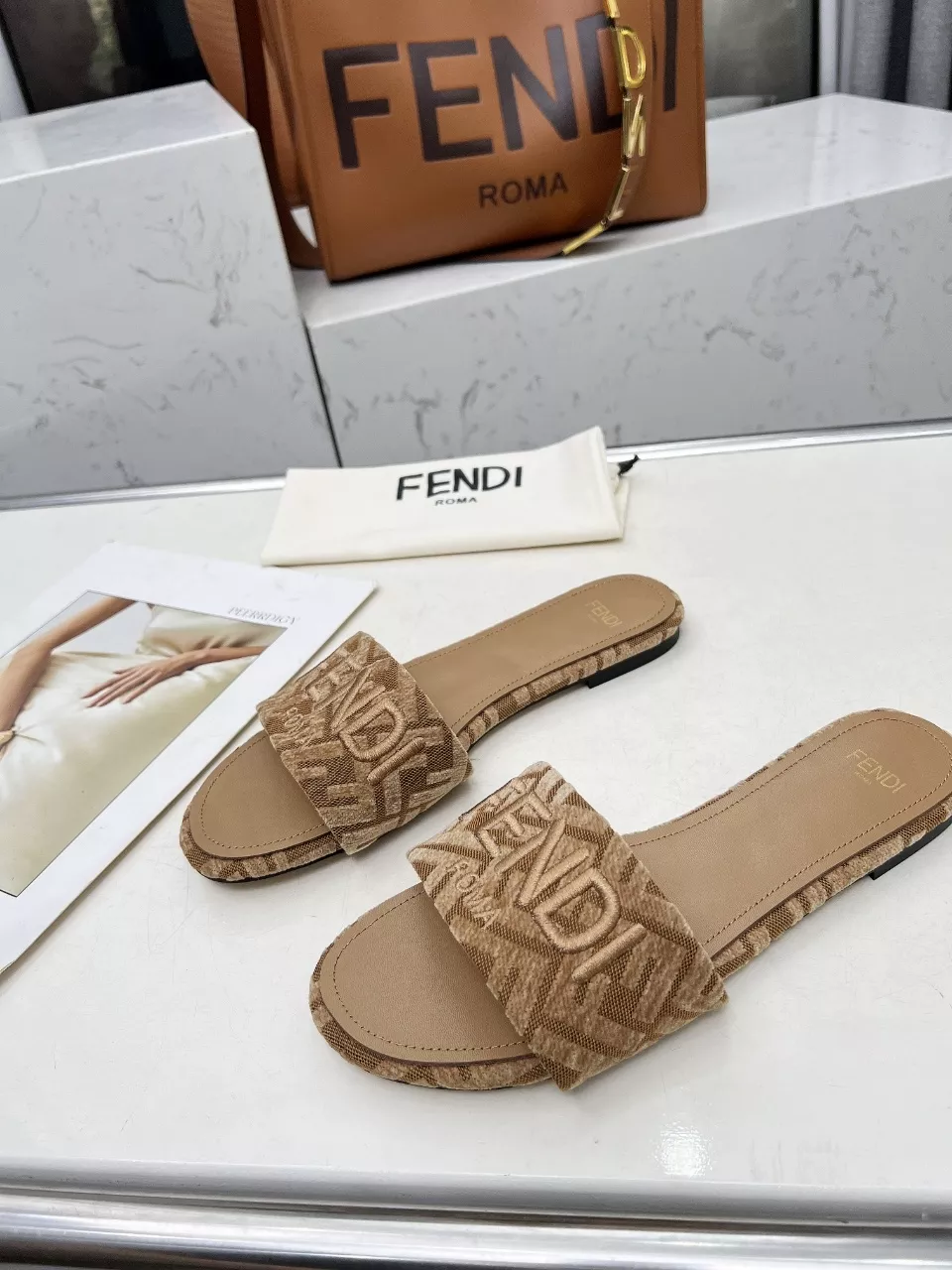 Popular 3387 Fendi Slippers For Women
