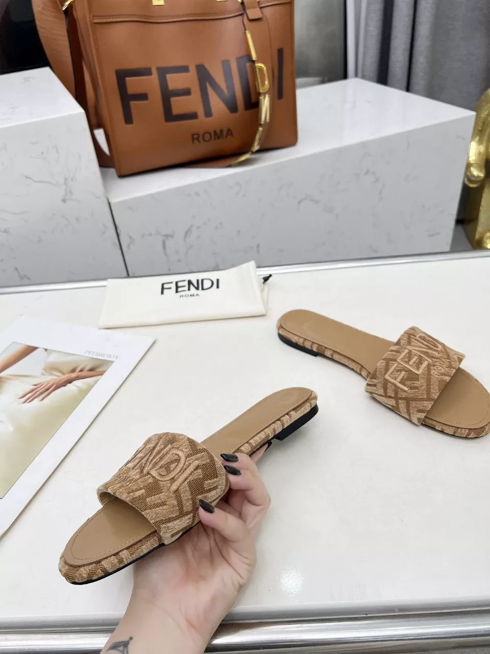 Popular 3387 Fendi Slippers For Women