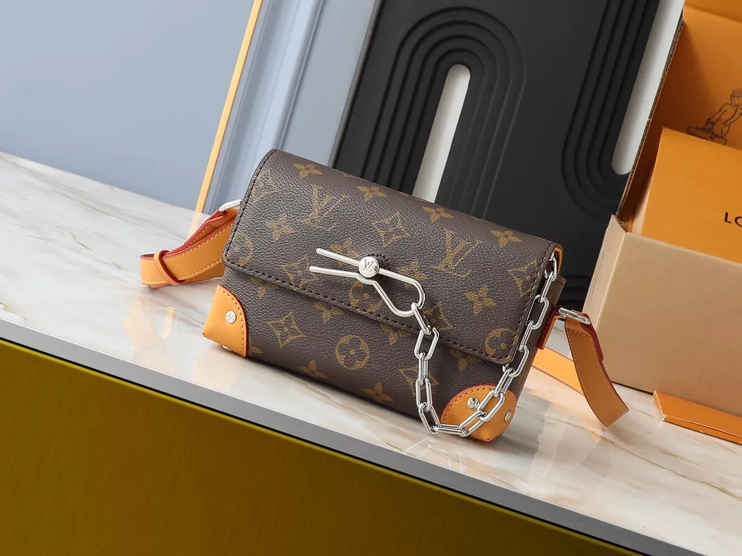 Popular 3524 Louis Vuitton AAA Quality Messenger Bags For Women