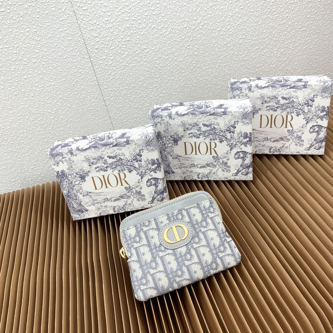 Popular 3582 Christian Dior Wallets