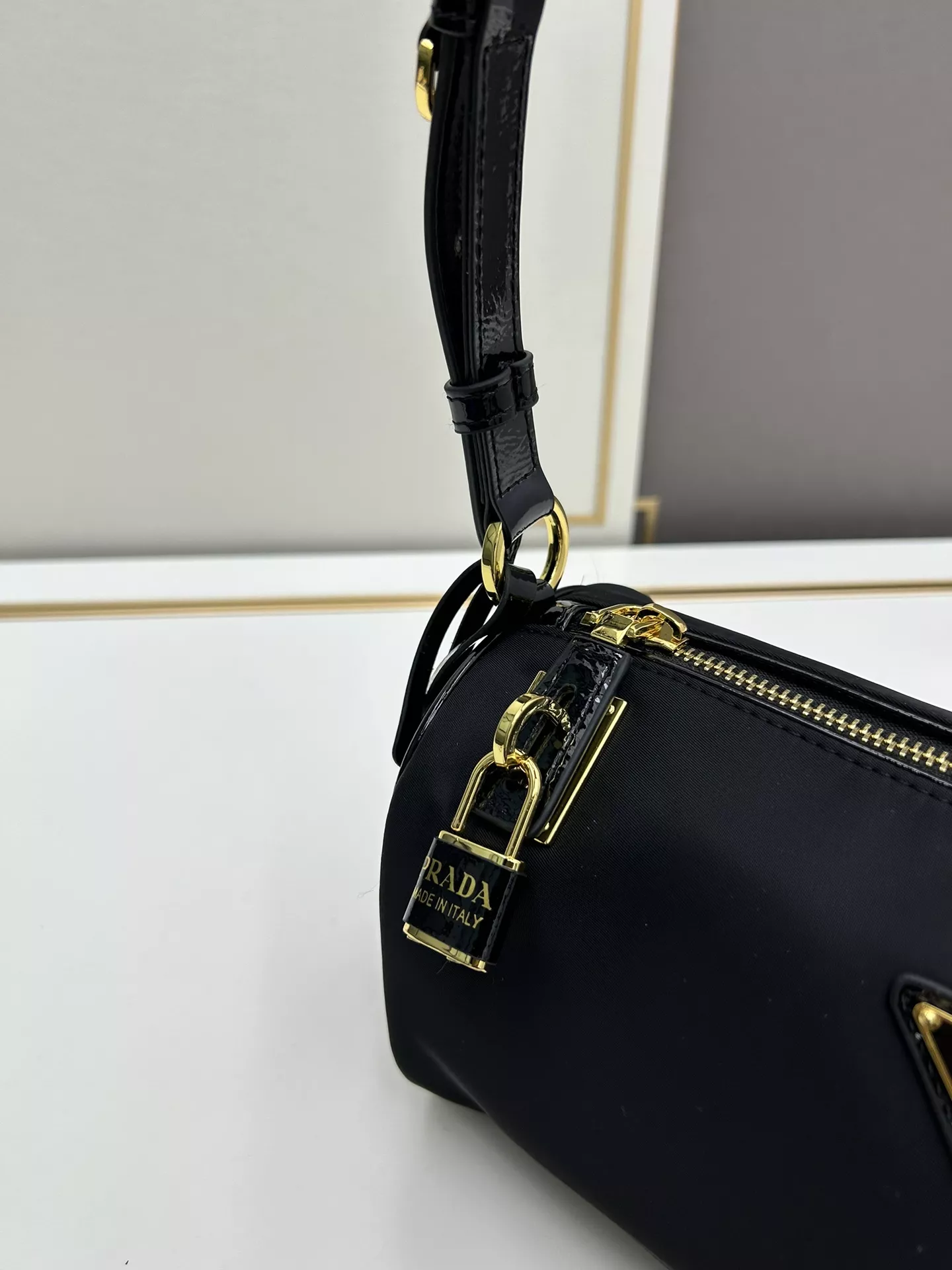 Popular 4041 Prada AAA Quality Shoulder Bags For Women