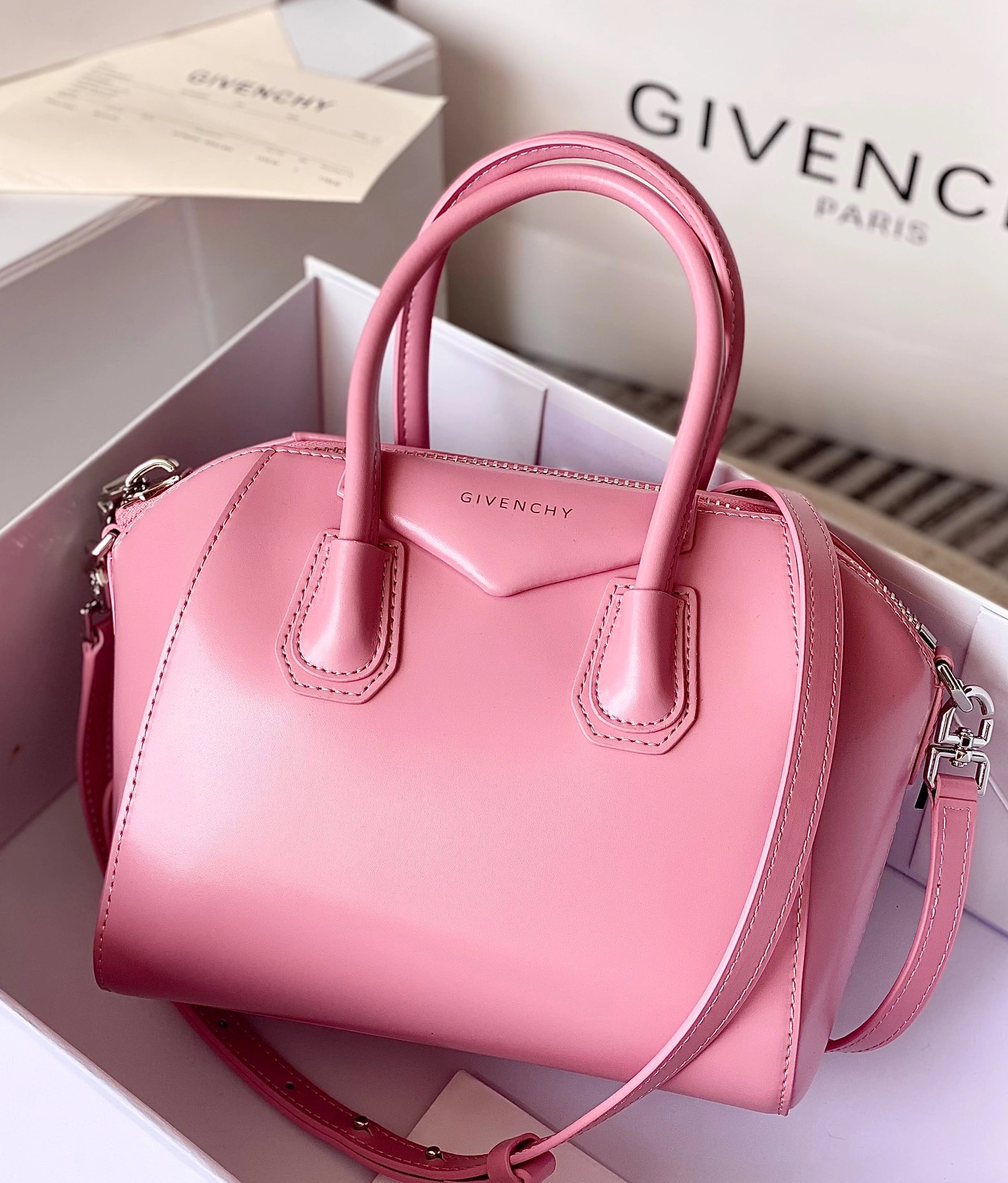 Popular 4269 Givenchy AAA Quality Handbags For Women