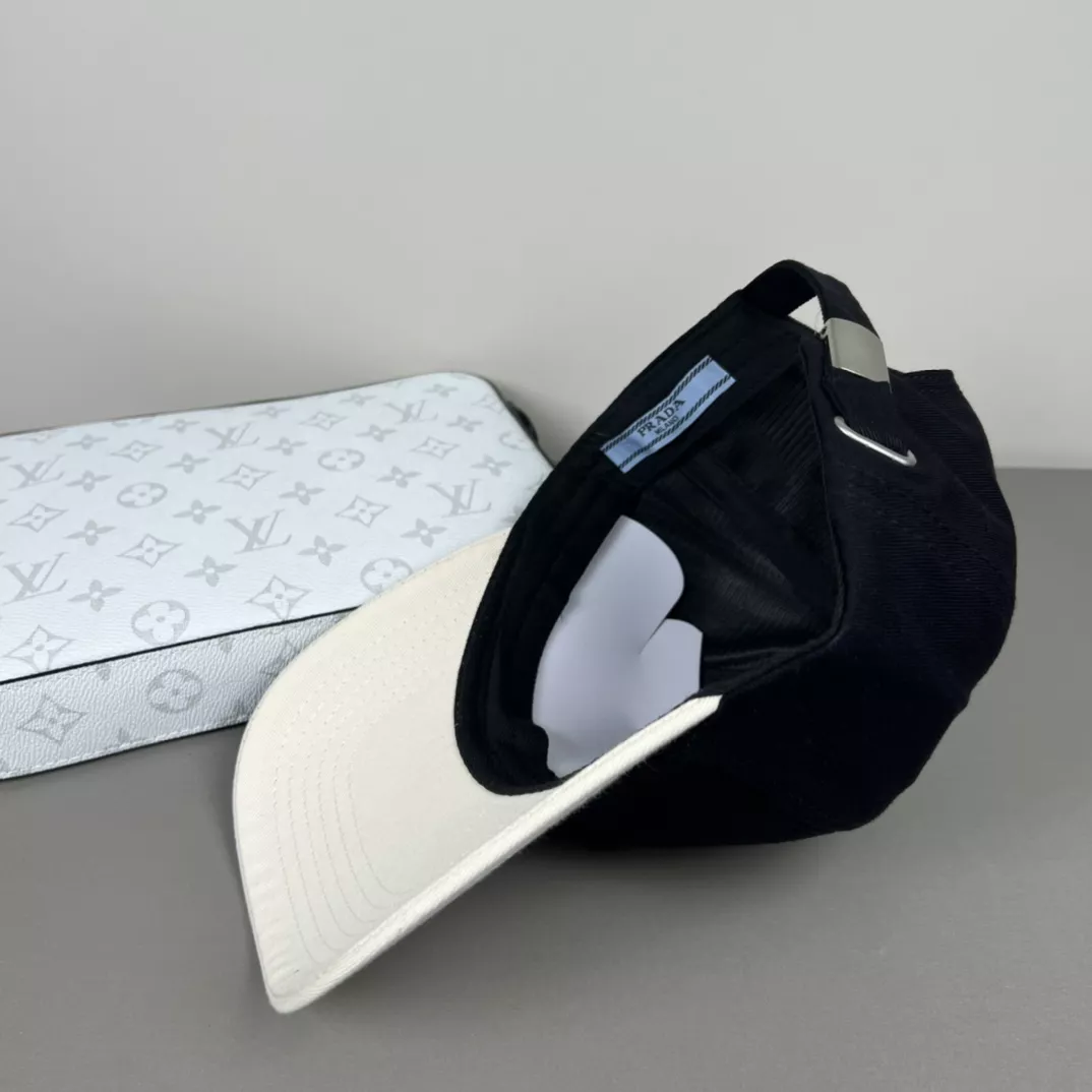 Popular 4398 Prada Caps