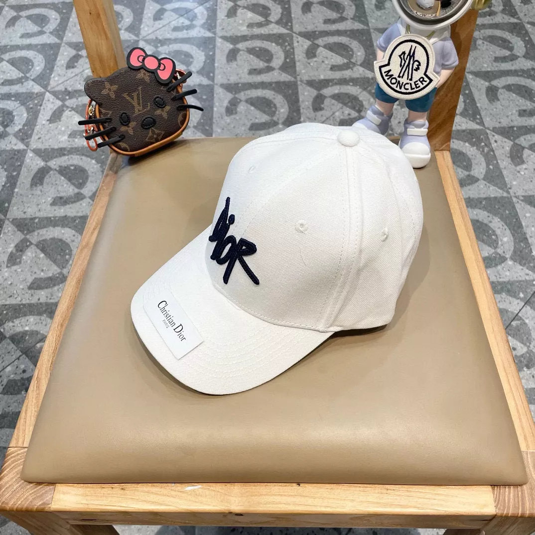 Popular 4544 Christian Dior Caps