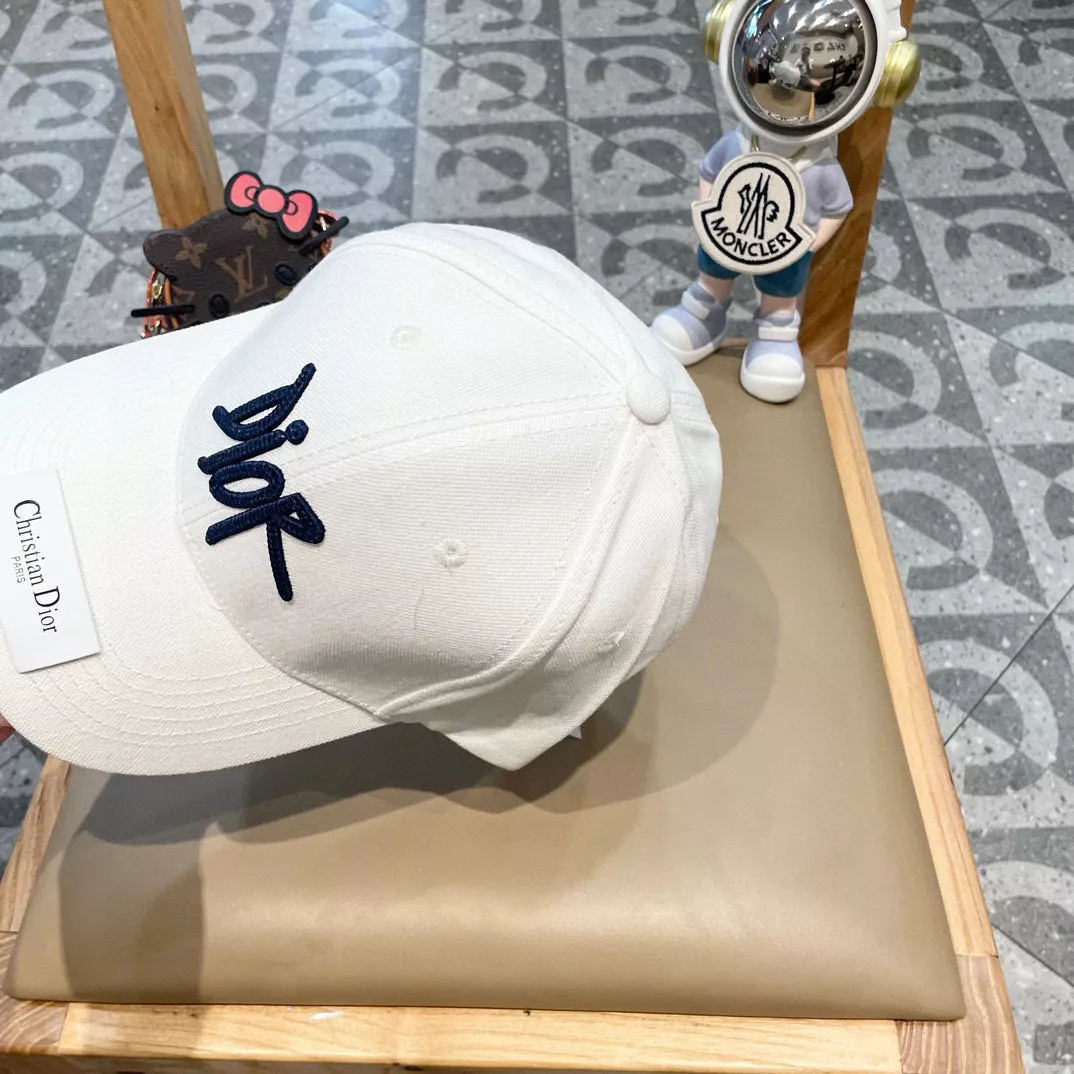 Popular 4544 Christian Dior Caps