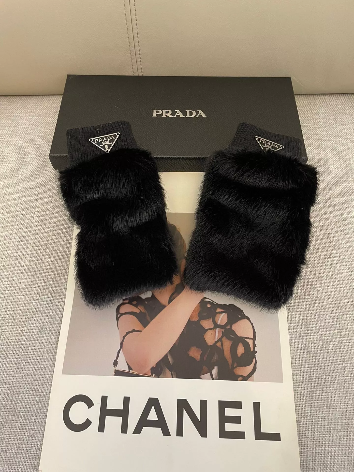Popular 4621 Prada Gloves For Women