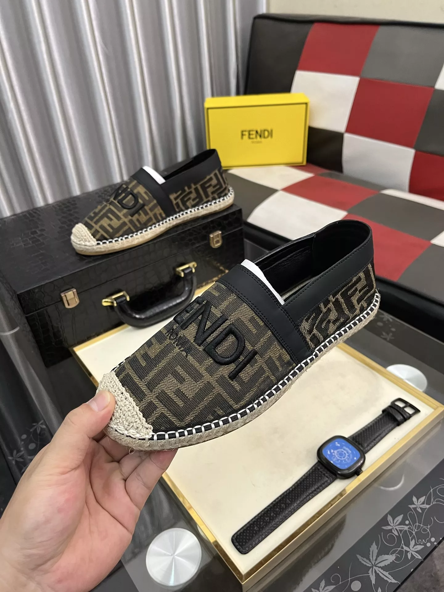 Popular 4636 Fendi Casual Shoes For Men
