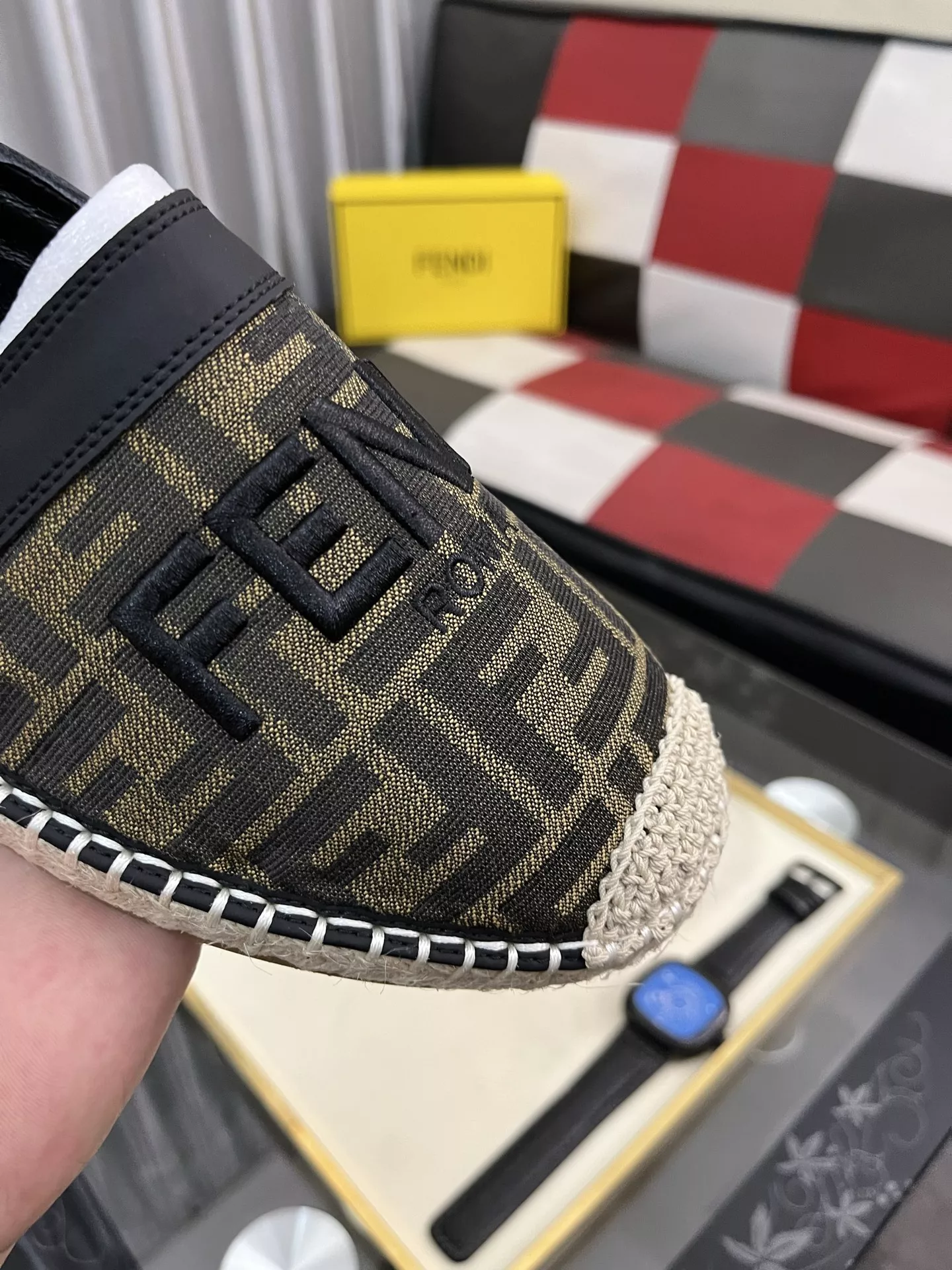 Popular 4636 Fendi Casual Shoes For Men
