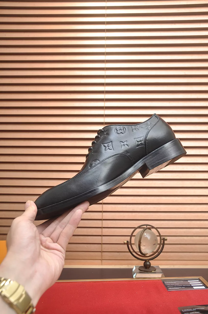 Popular 4707 Louis Vuitton LV Oxfords Shoes For Men