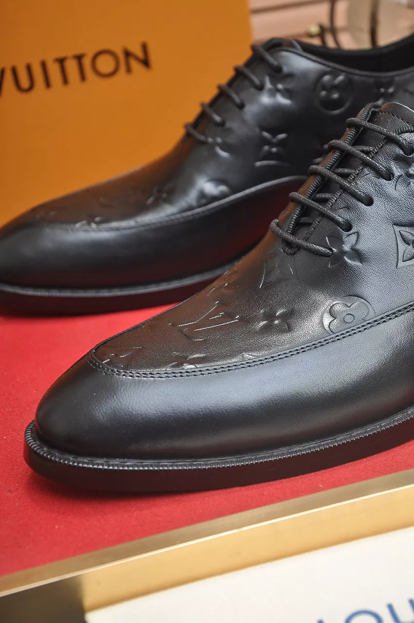Popular 4707 Louis Vuitton LV Oxfords Shoes For Men