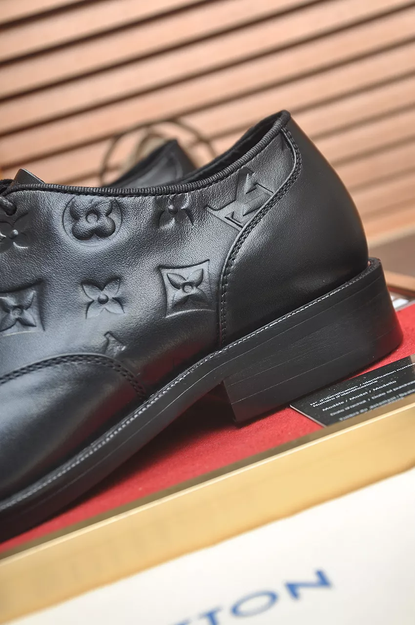 Popular 4707 Louis Vuitton LV Oxfords Shoes For Men