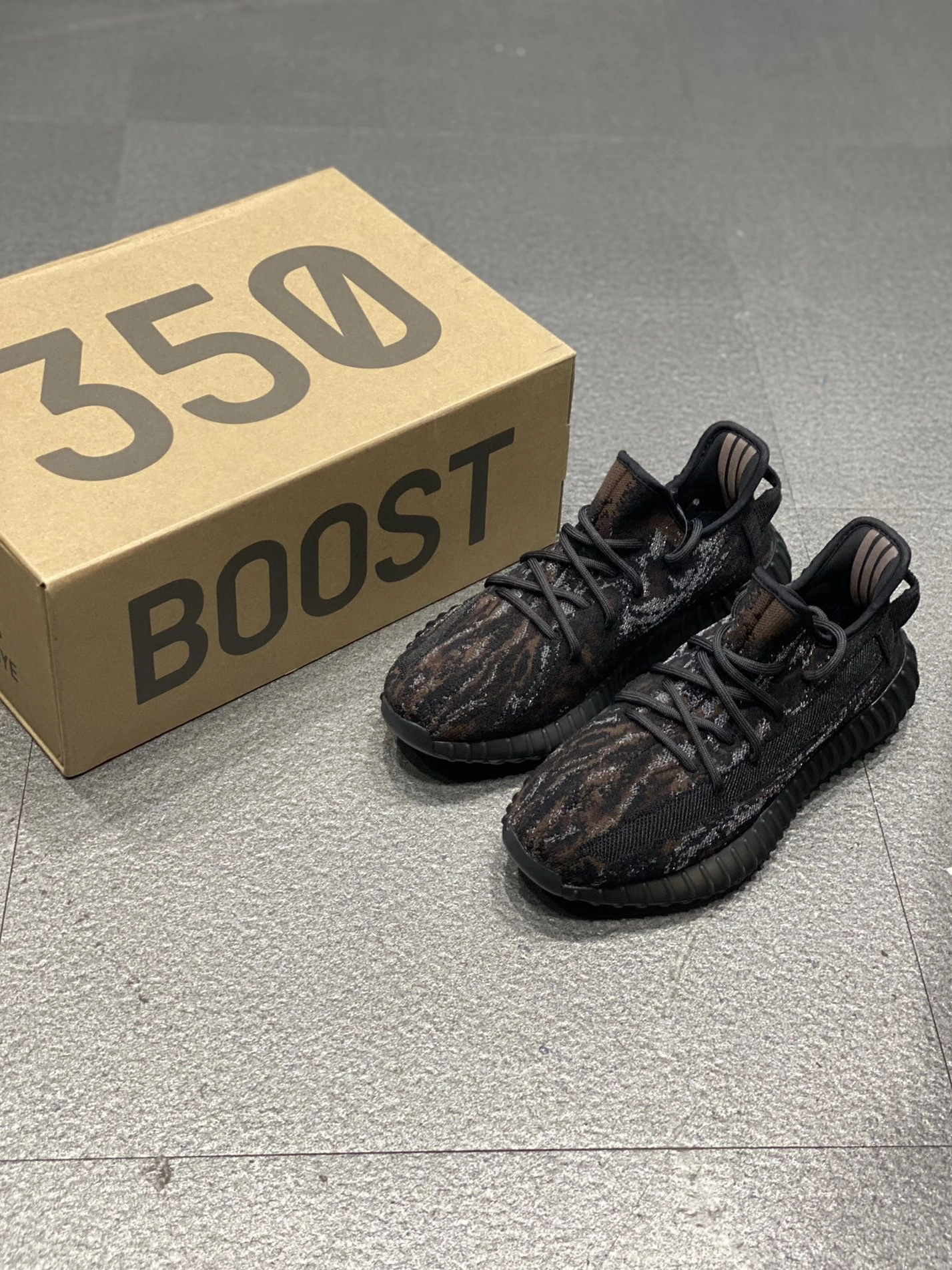 Popular 4788 Adidas Yeezy Shoes For Men