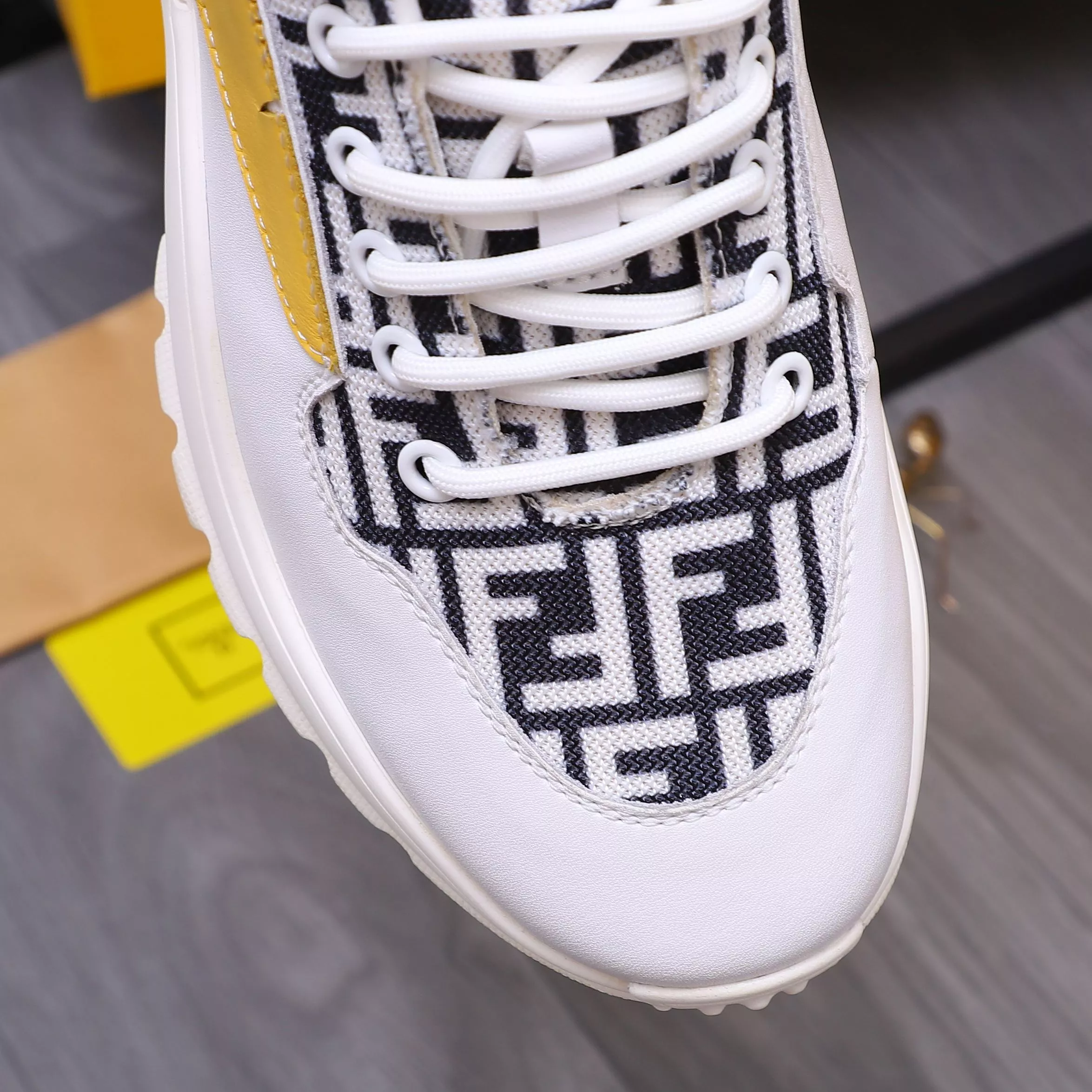Popular 4825 Fendi Casual Shoes For Men