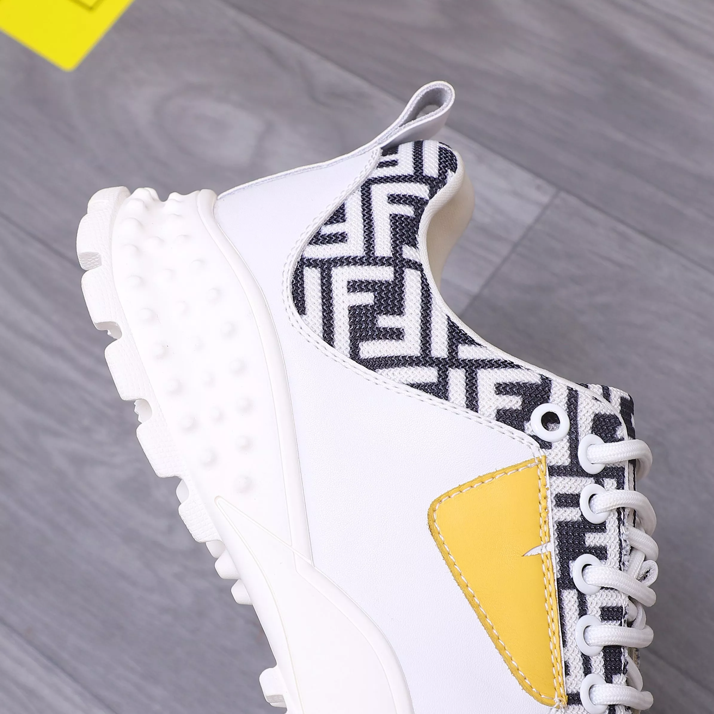 Popular 4825 Fendi Casual Shoes For Men