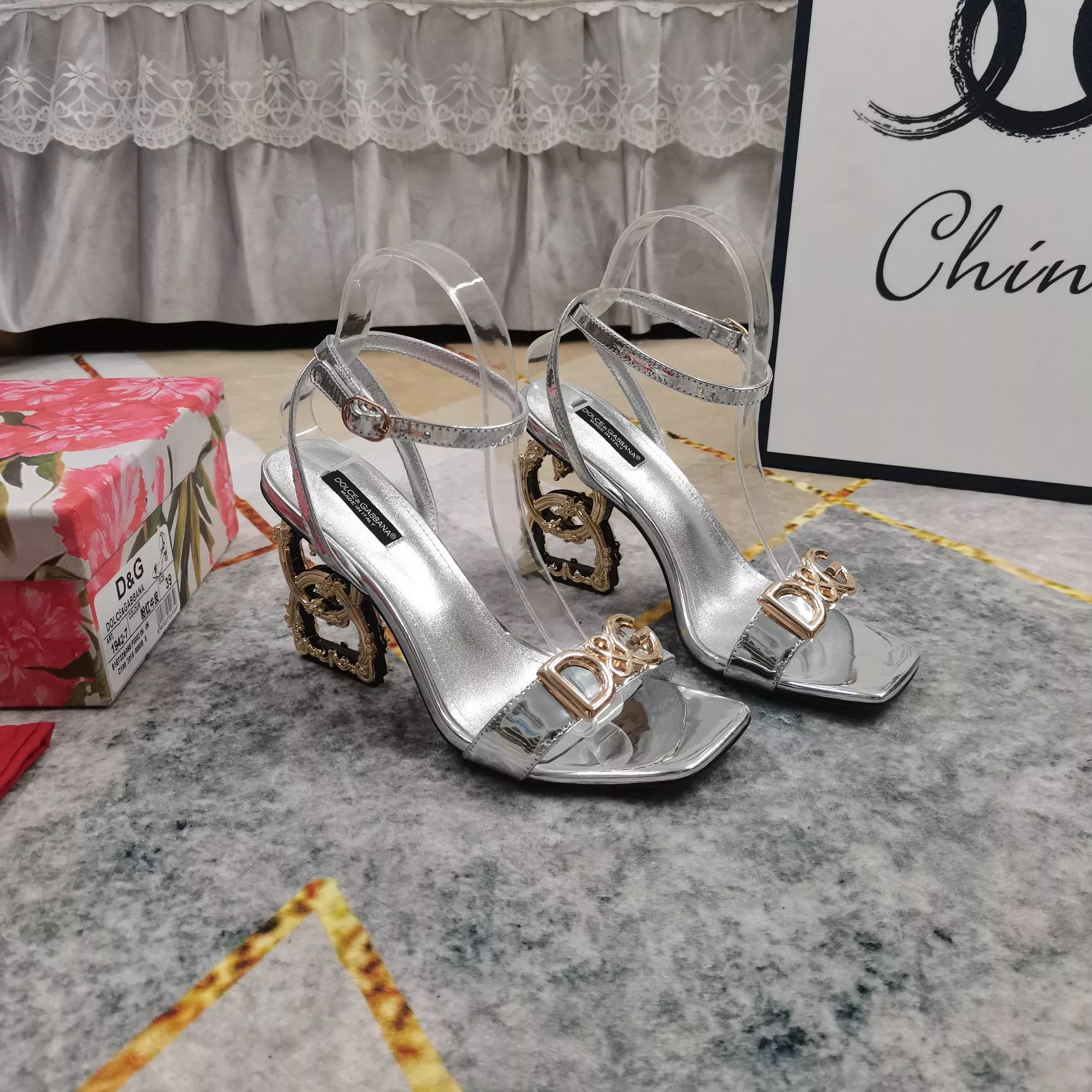Popular 4826 Dolce & Gabbana D&G Sandal For Women