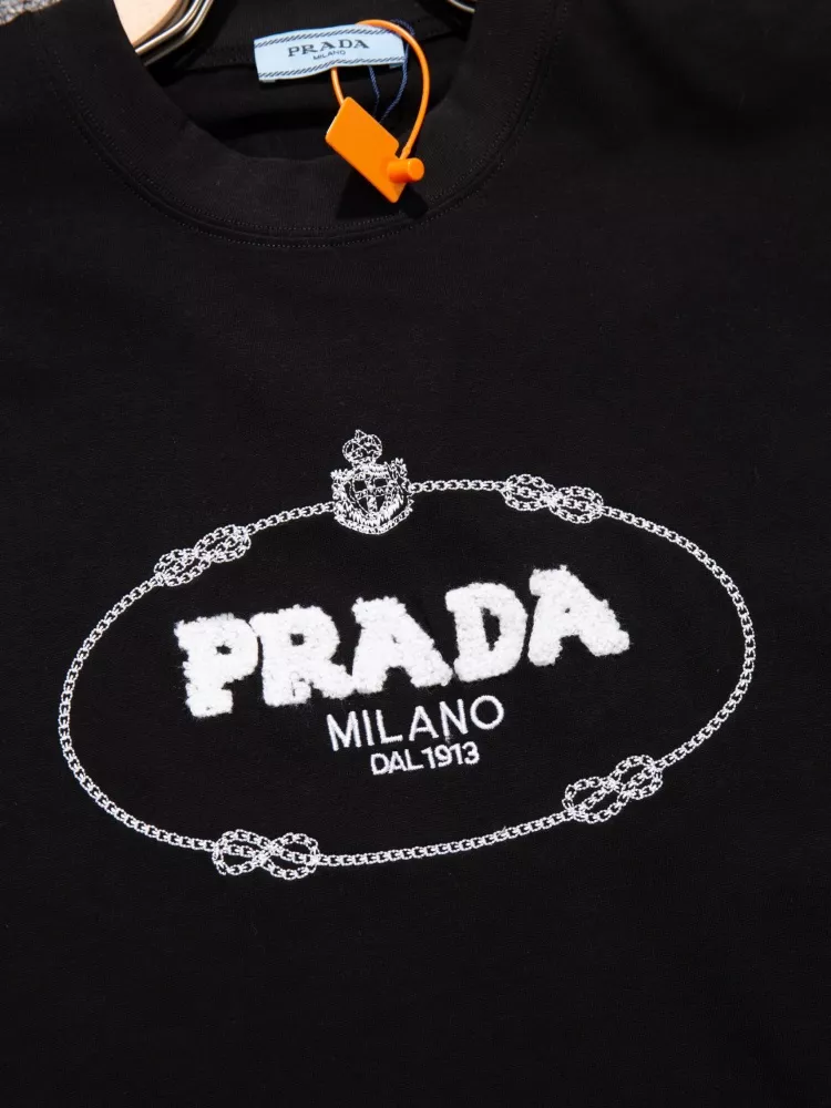 Popular 4942 Prada T-Shirts Short Sleeved For Unisex