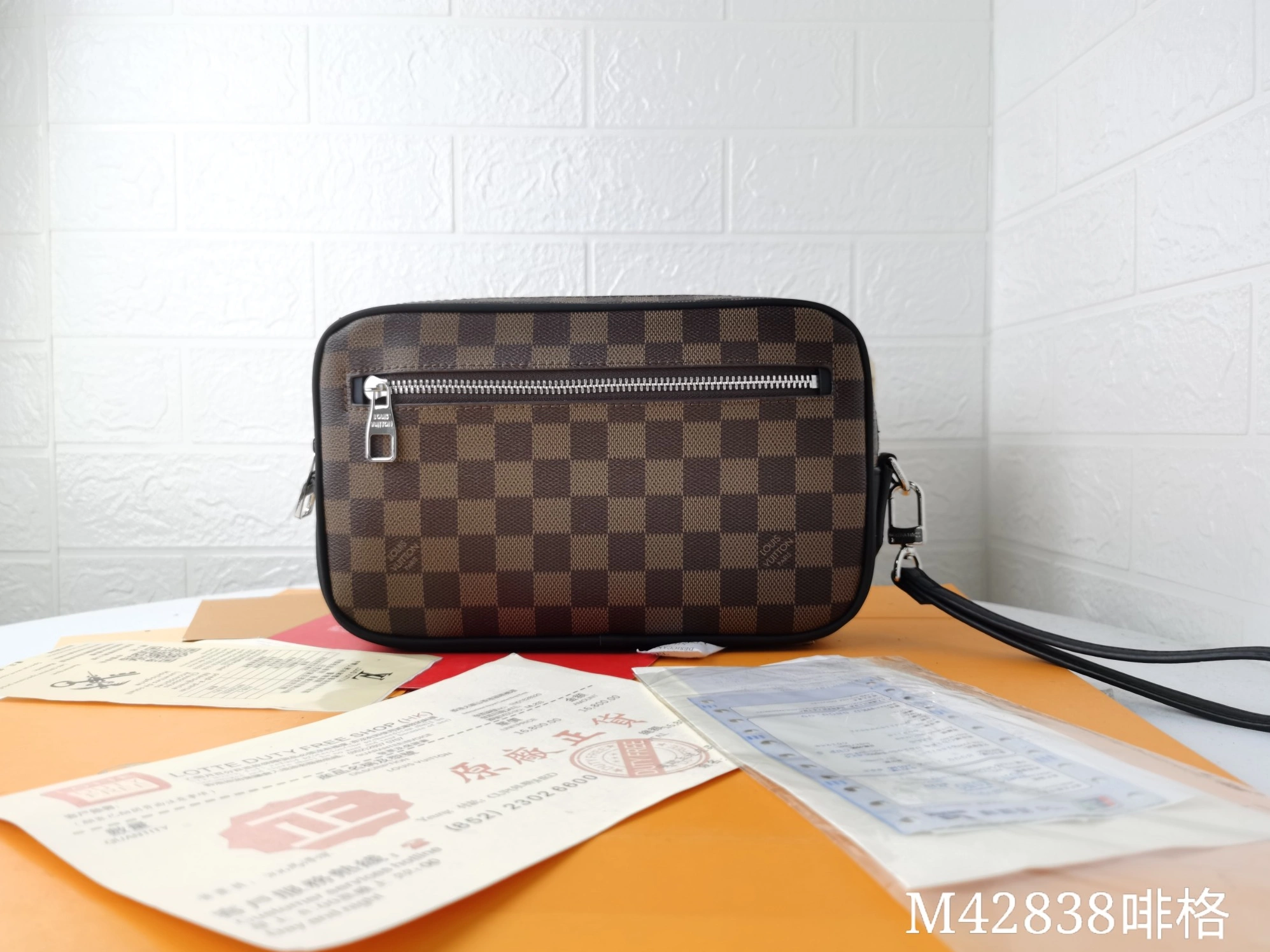 Popular 5267 Louis Vuitton AAA Man Wallets