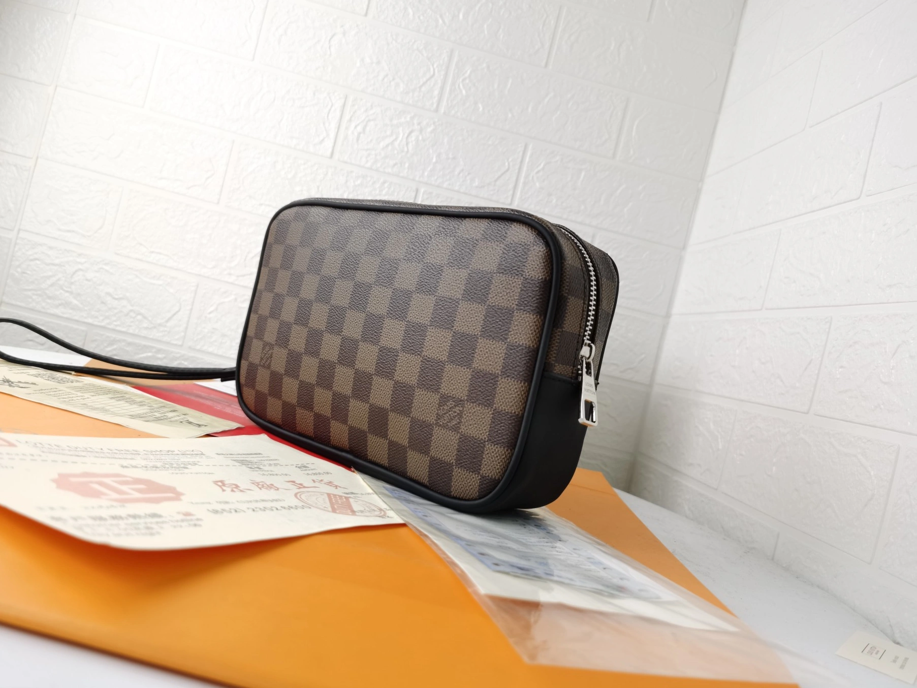 Popular 5267 Louis Vuitton AAA Man Wallets