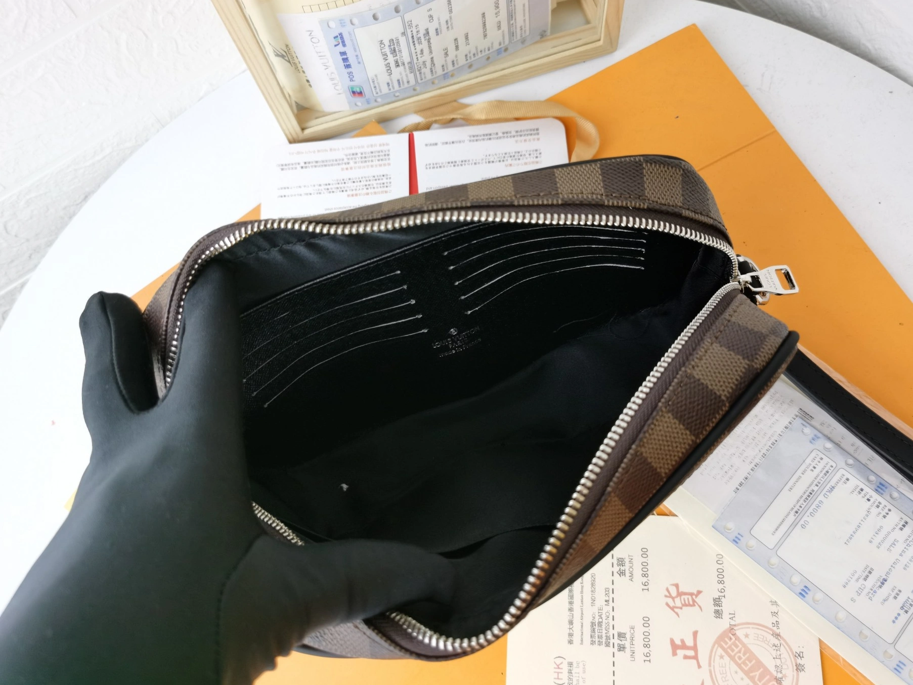 Popular 5267 Louis Vuitton AAA Man Wallets