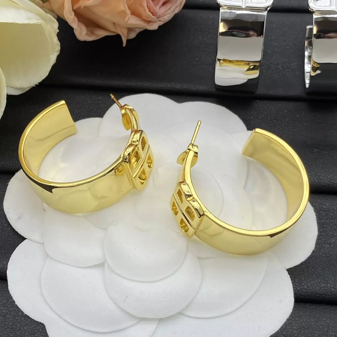 Popular 5549 Balenciaga Earrings For Women