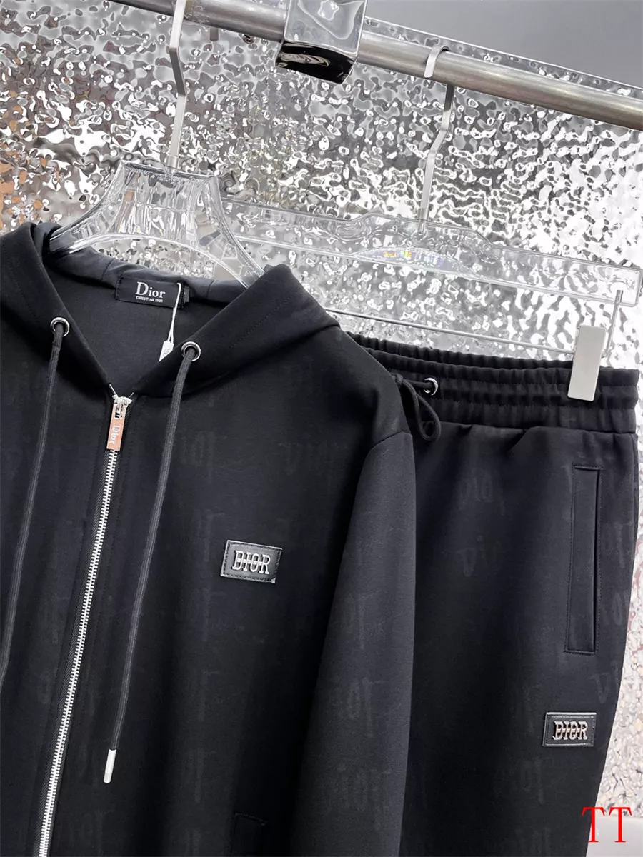Popular 5643 Christian Dior Tracksuits Long Sleeved For Men