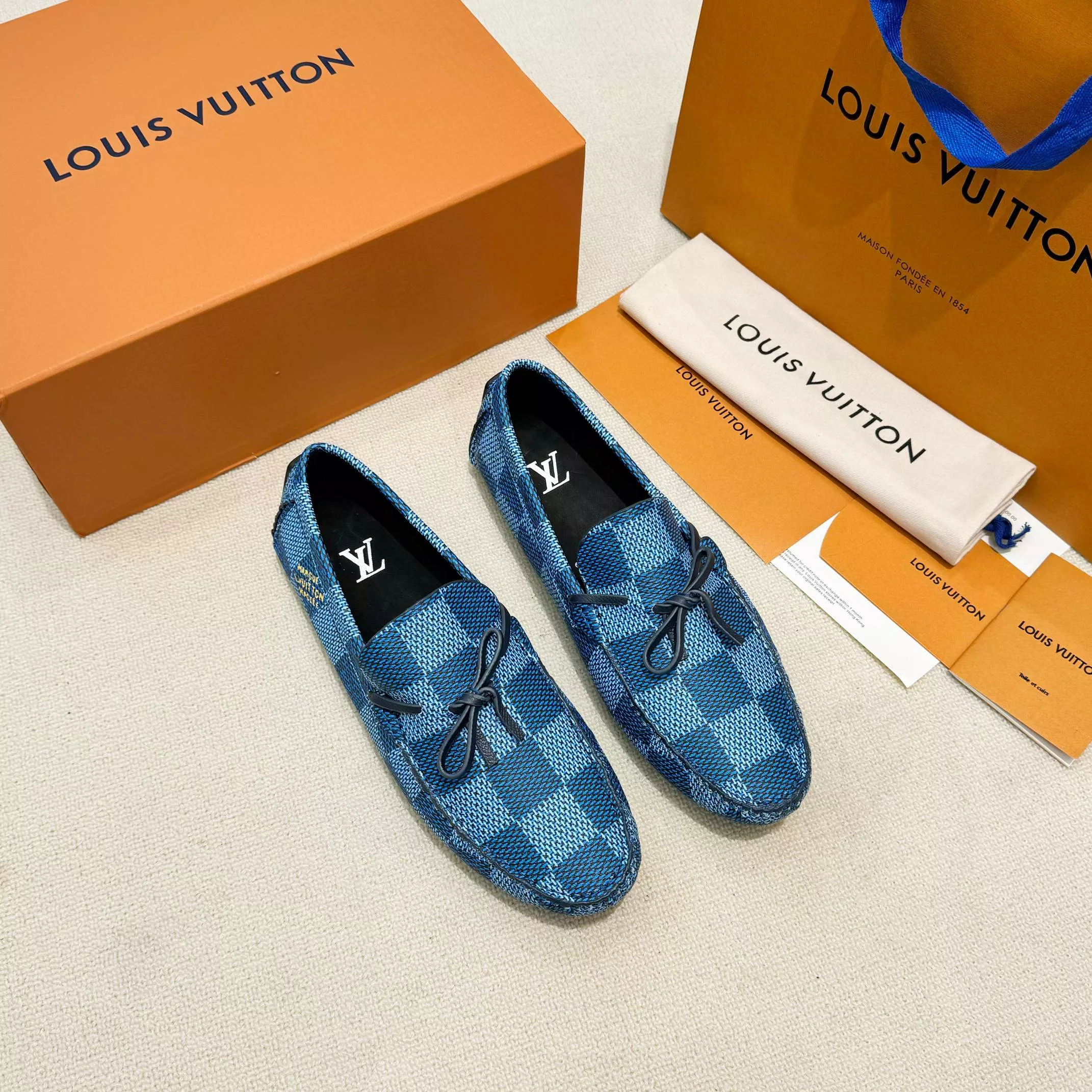Popular 5817 Louis Vuitton LV Oxfords Shoes For Men
