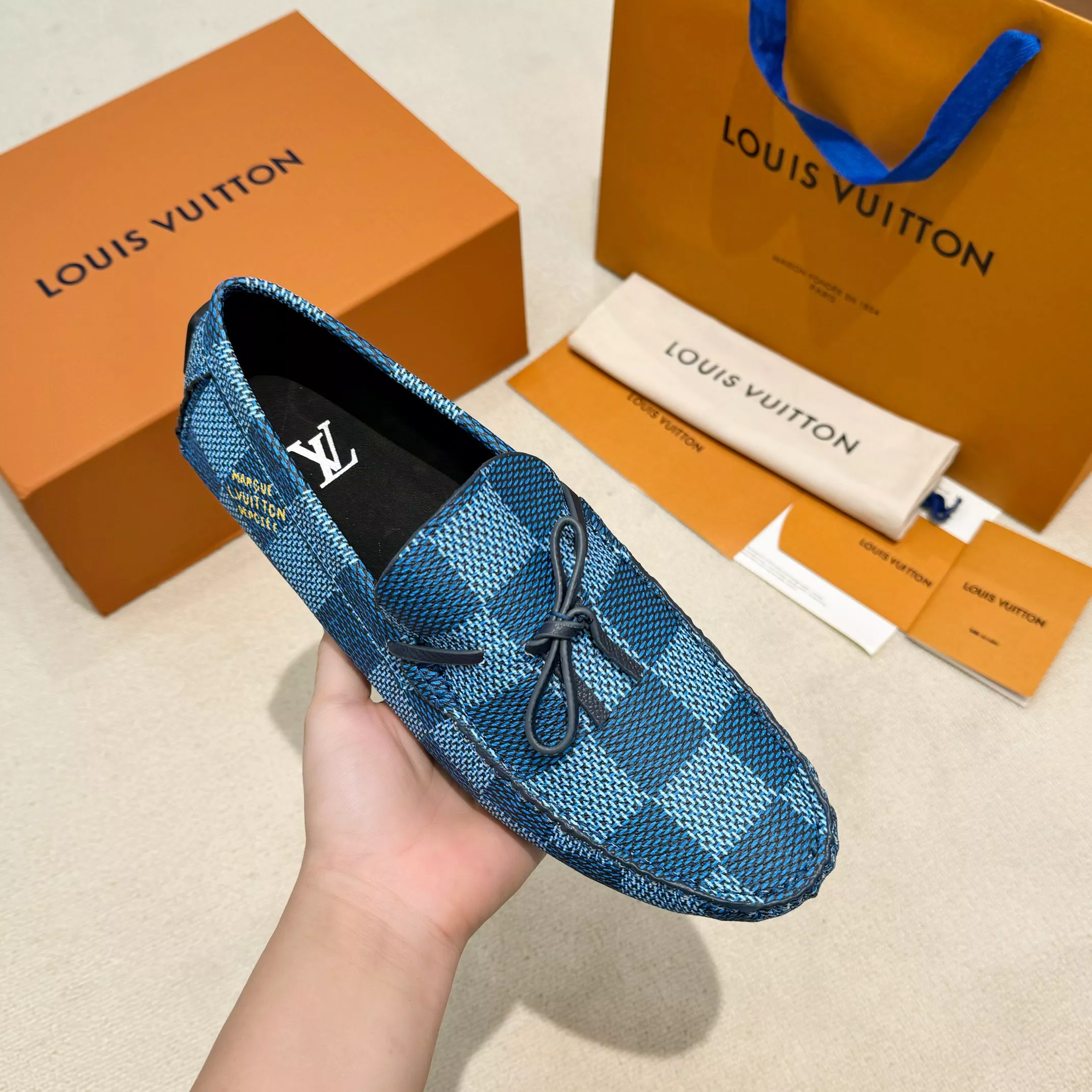 Popular 5817 Louis Vuitton LV Oxfords Shoes For Men