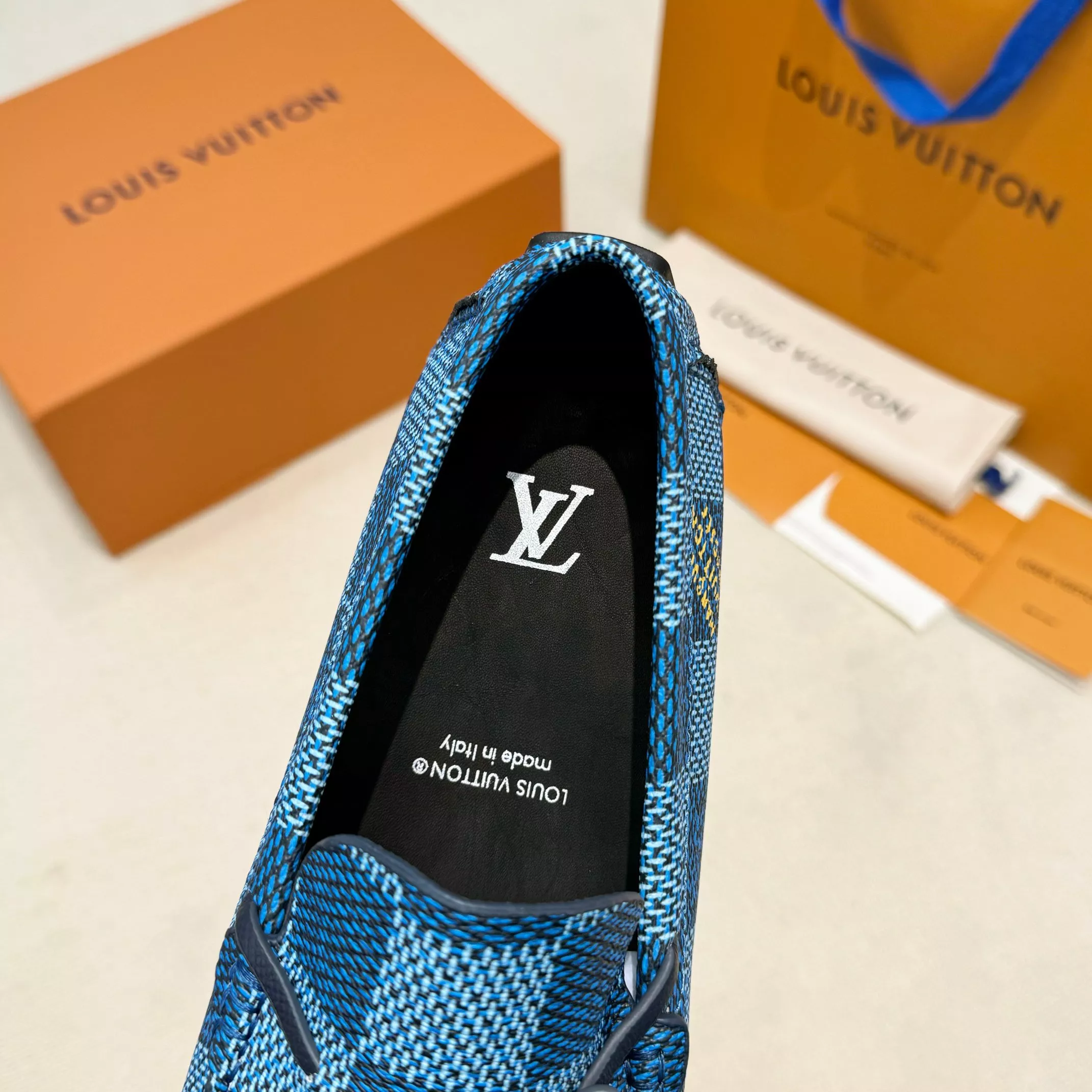Popular 5817 Louis Vuitton LV Oxfords Shoes For Men