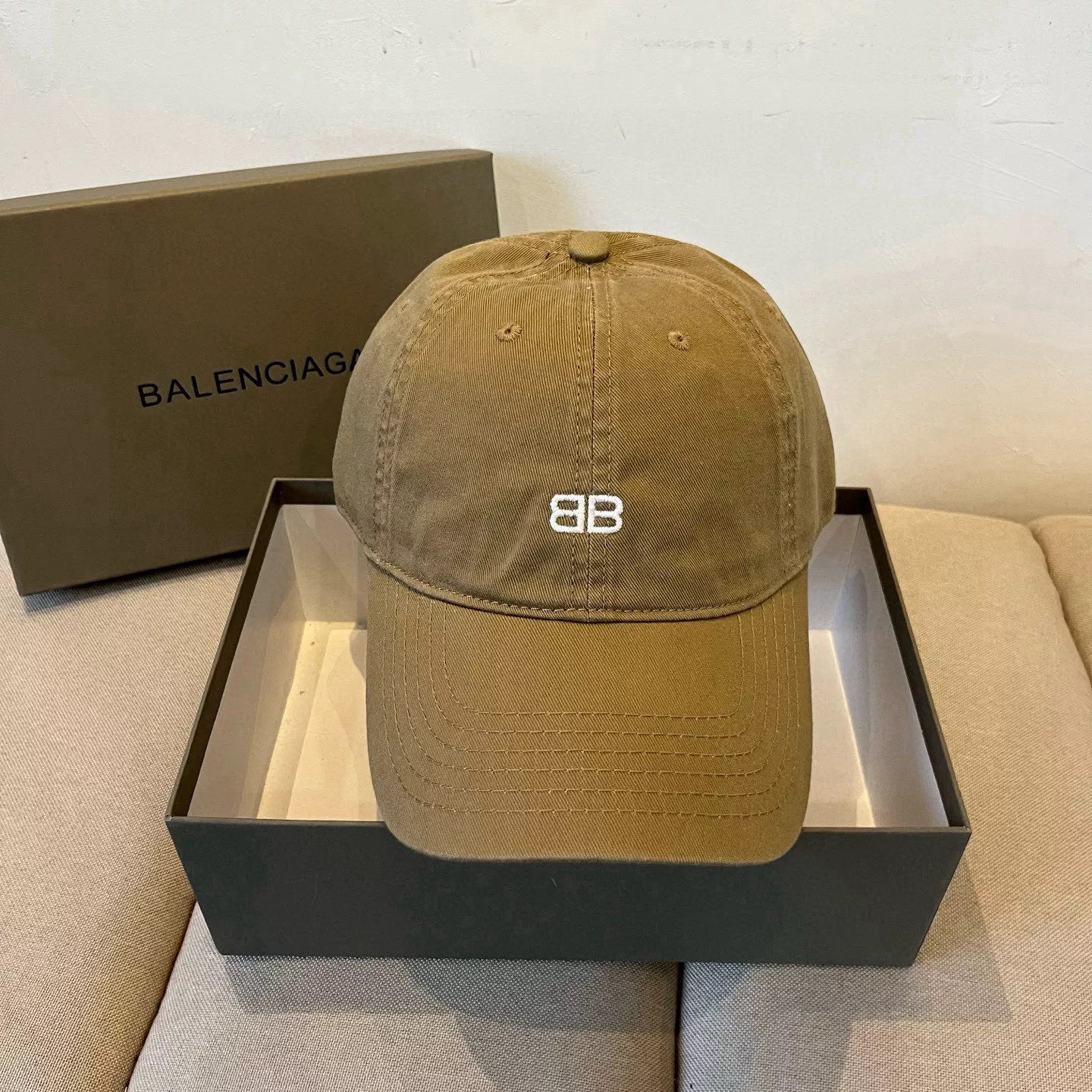 Popular 6064 Balenciaga Caps