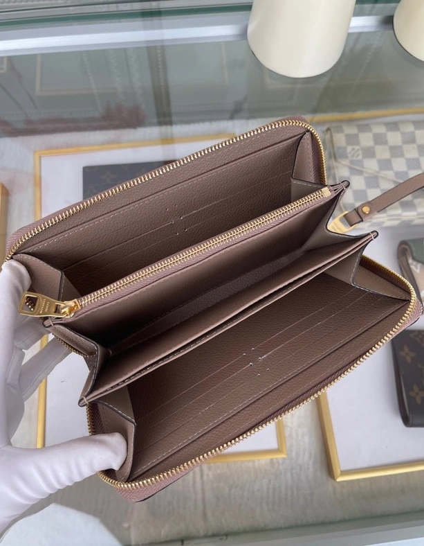 Popular 6153 Louis Vuitton AAA Quality Wallets For Women
