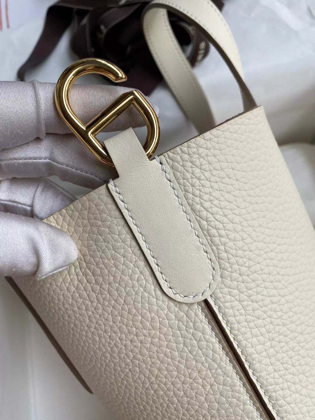 Popular 6660 Hermes AAA Quality Handbags In Gold For Women