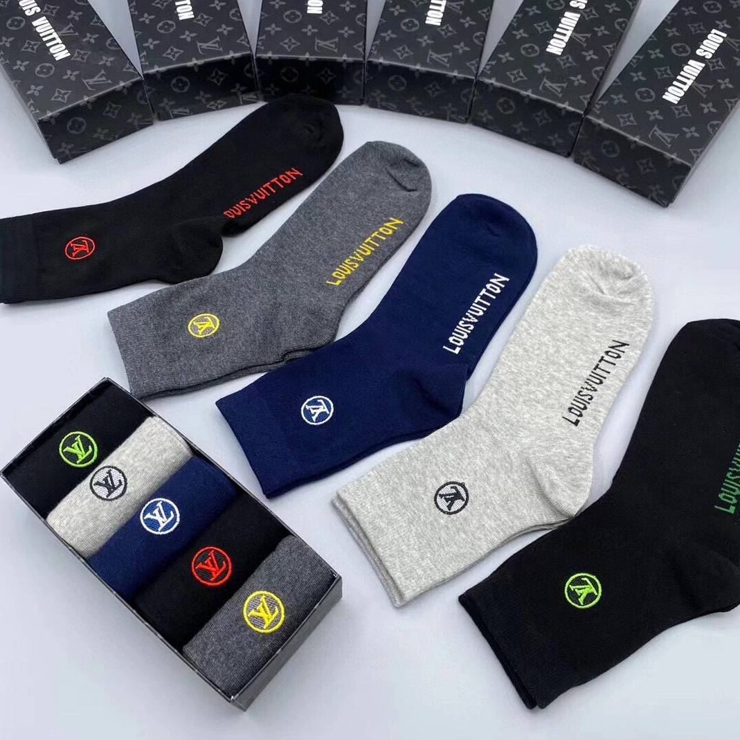 Popular 6708 Louis Vuitton LV Socks