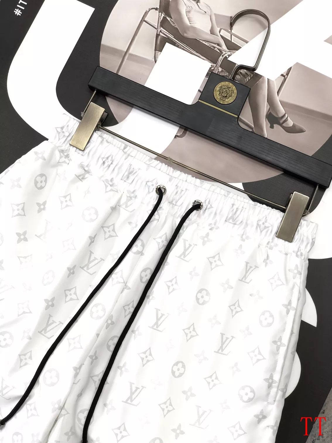 Popular 6821 Louis Vuitton LV Pants For Men