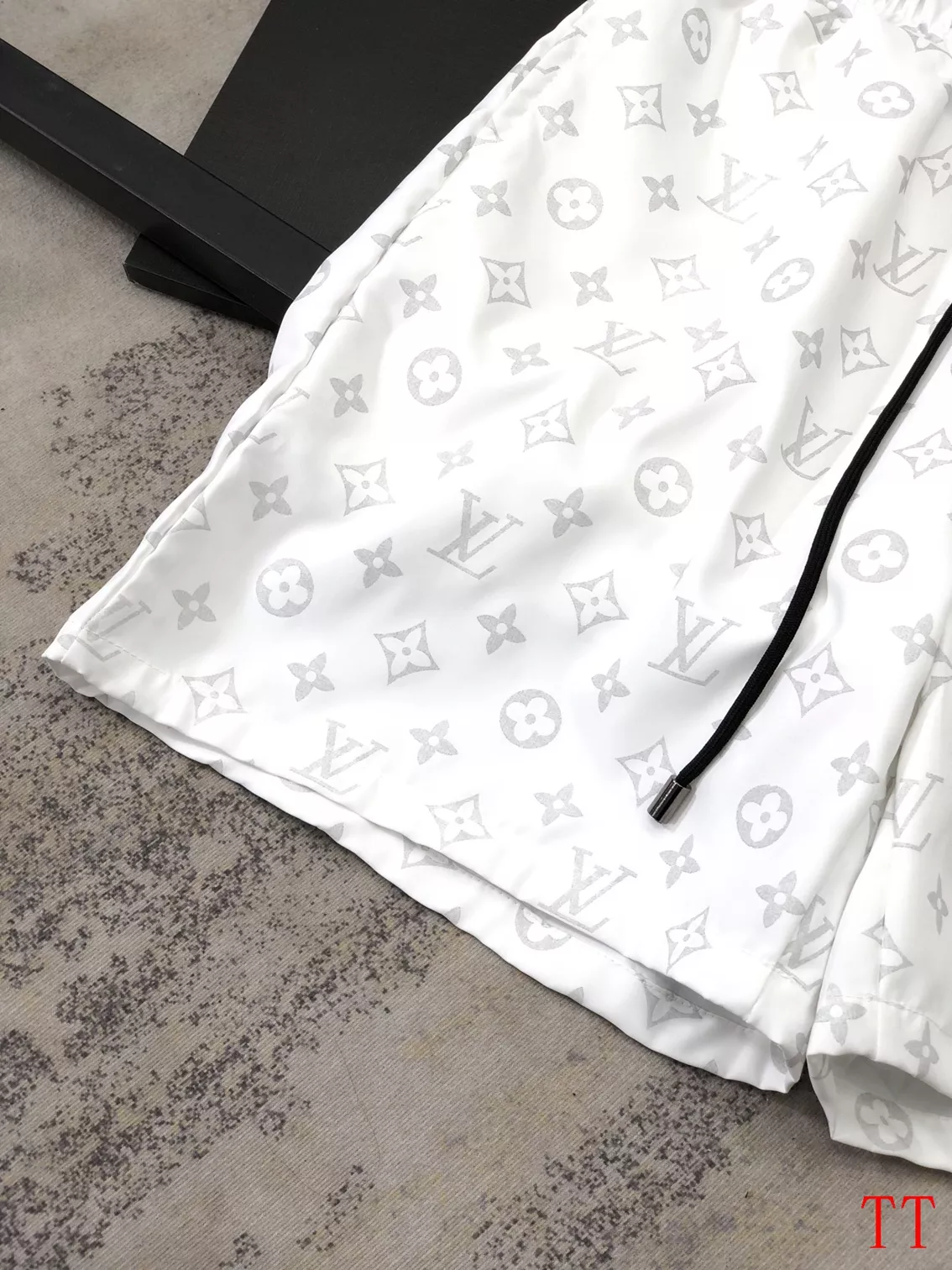 Popular 6821 Louis Vuitton LV Pants For Men