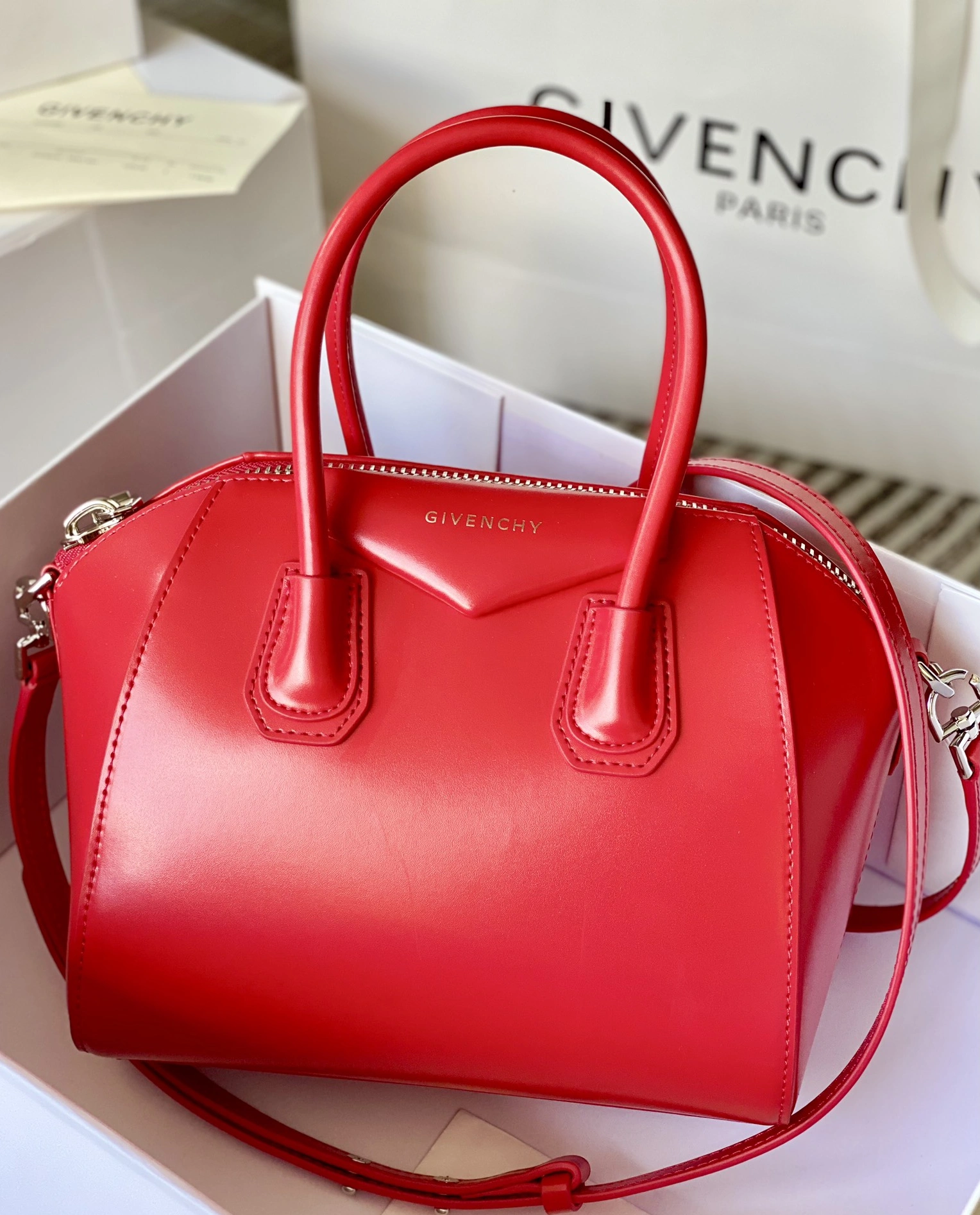 Popular 6875 Givenchy AAA Quality Handbags For Women