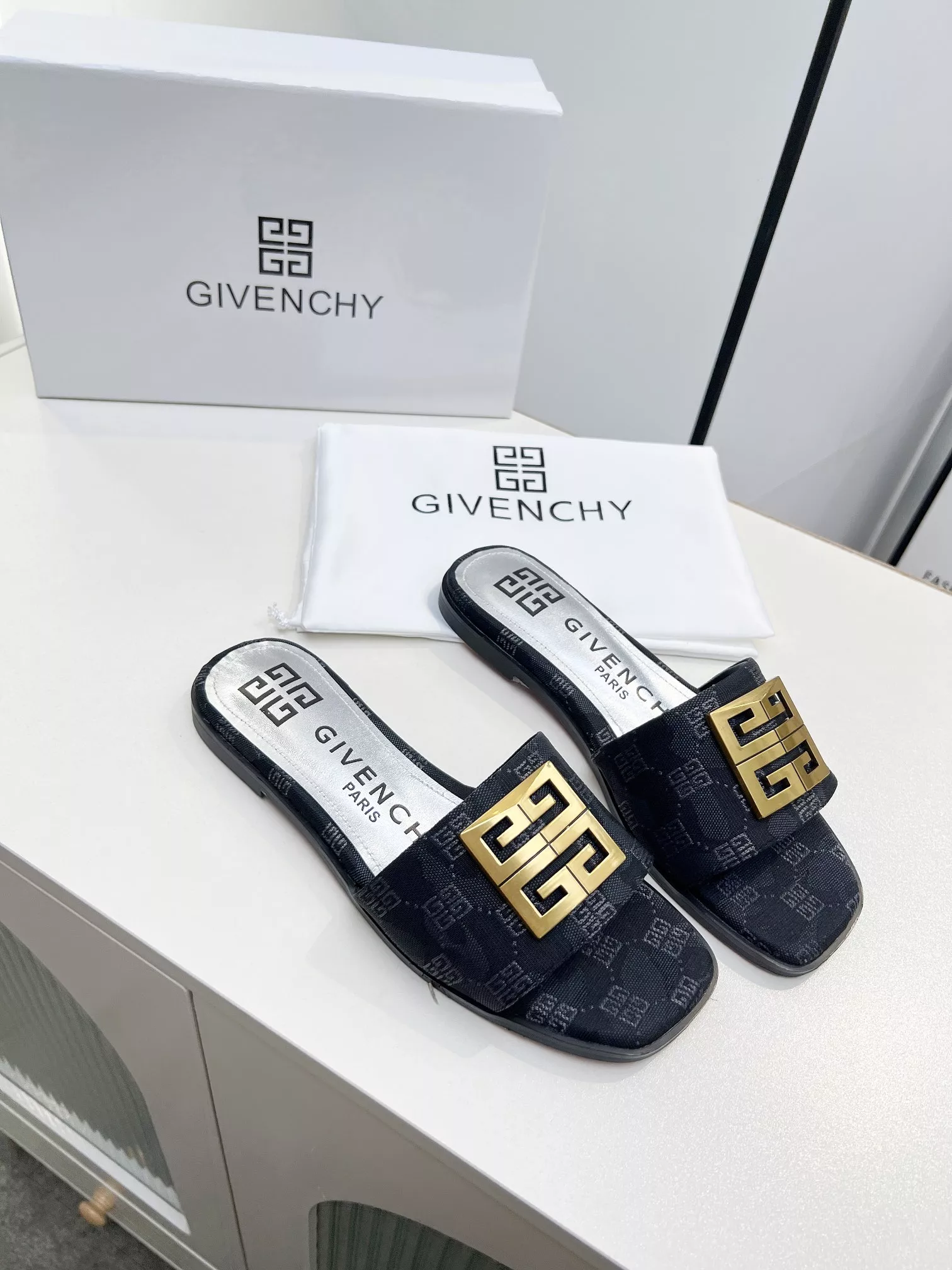 Popular 6968 Givenchy Slippers For Women