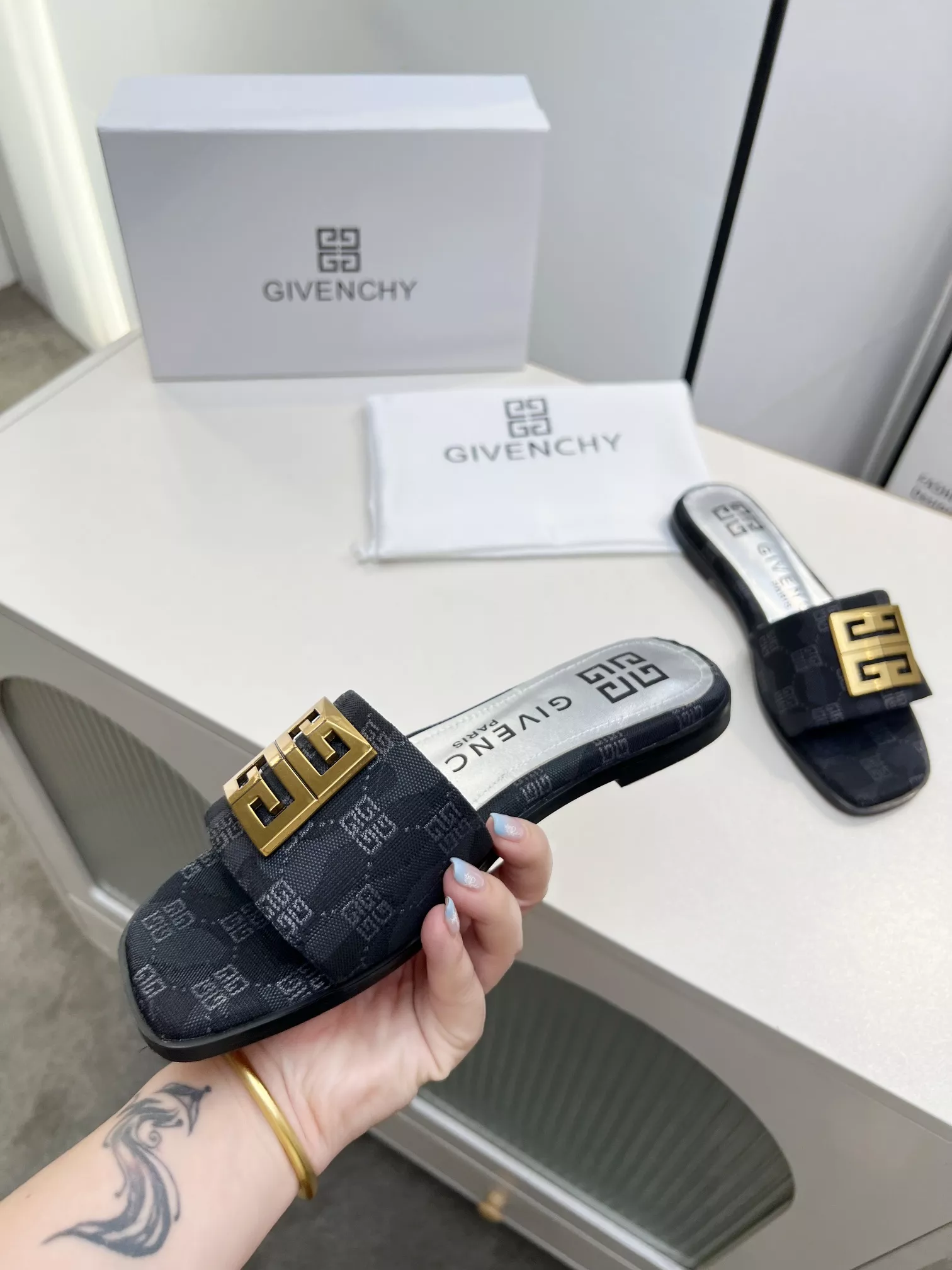 Popular 6968 Givenchy Slippers For Women