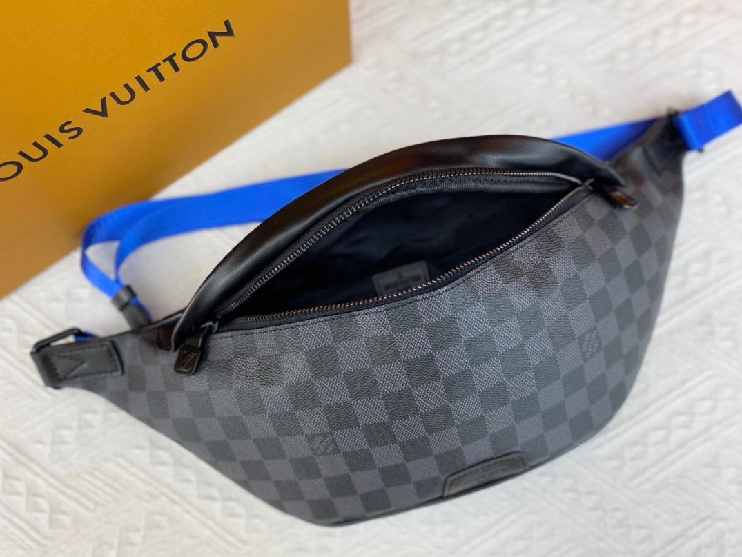 Popular 7079 Louis Vuitton LV AAA Quality Belt Bags For Unisex