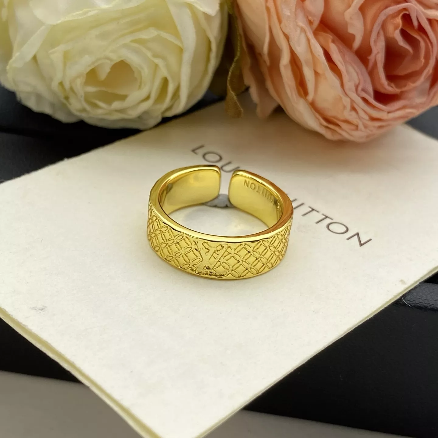 Popular 7096 Louis Vuitton LV Rings In Gold