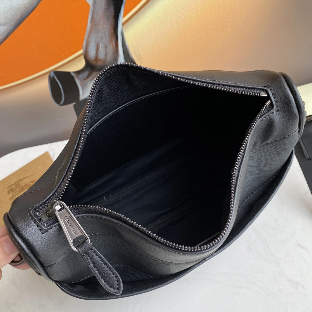 Popular 7101 Burberry AAA Man Messenger Bags