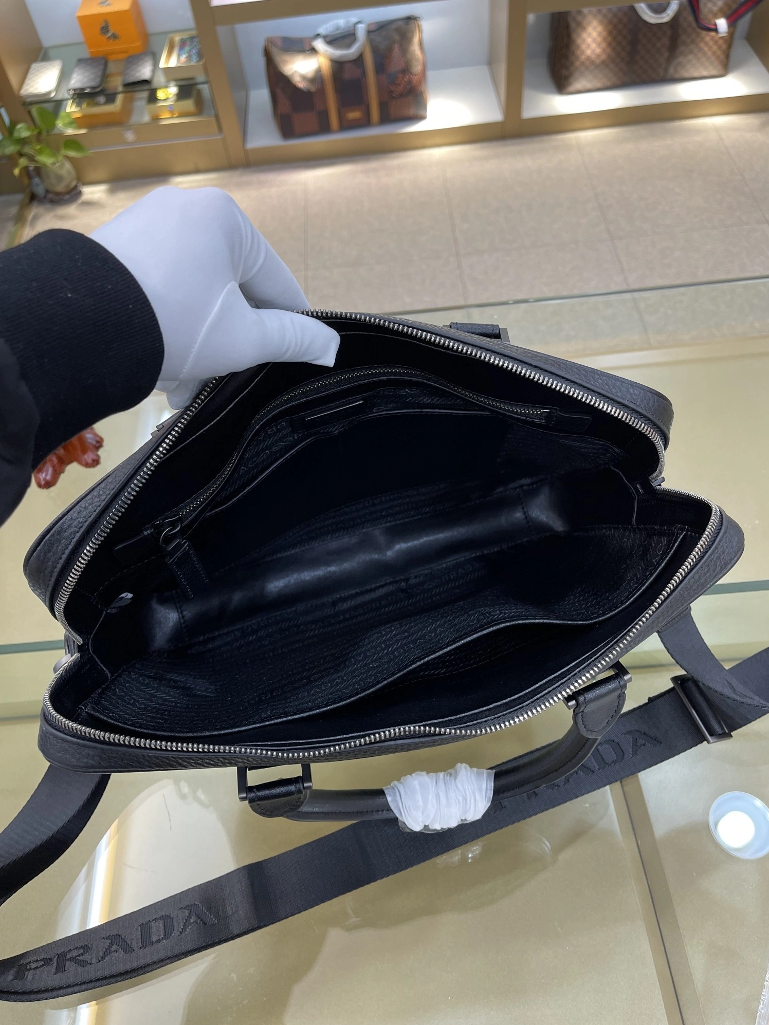 Popular 7215 Prada AAA Man Handbags