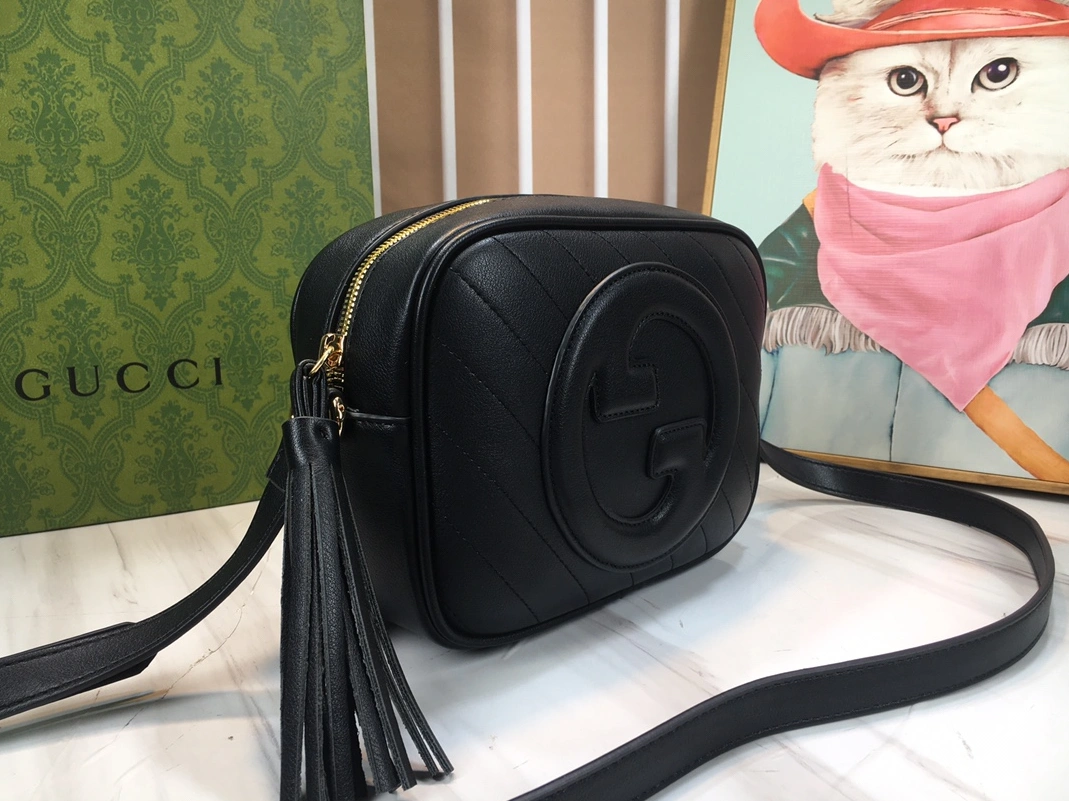 Popular 7240 Gucci AAA Quality Messenger Bags For Women