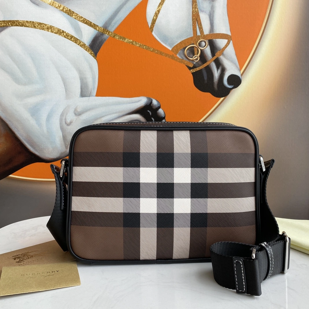 Popular 7334 Burberry AAA Man Messenger Bags