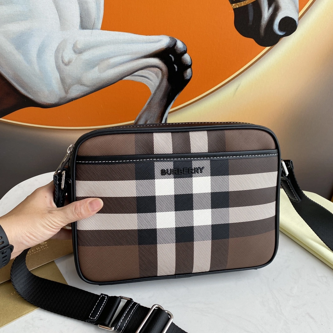 Popular 7334 Burberry AAA Man Messenger Bags