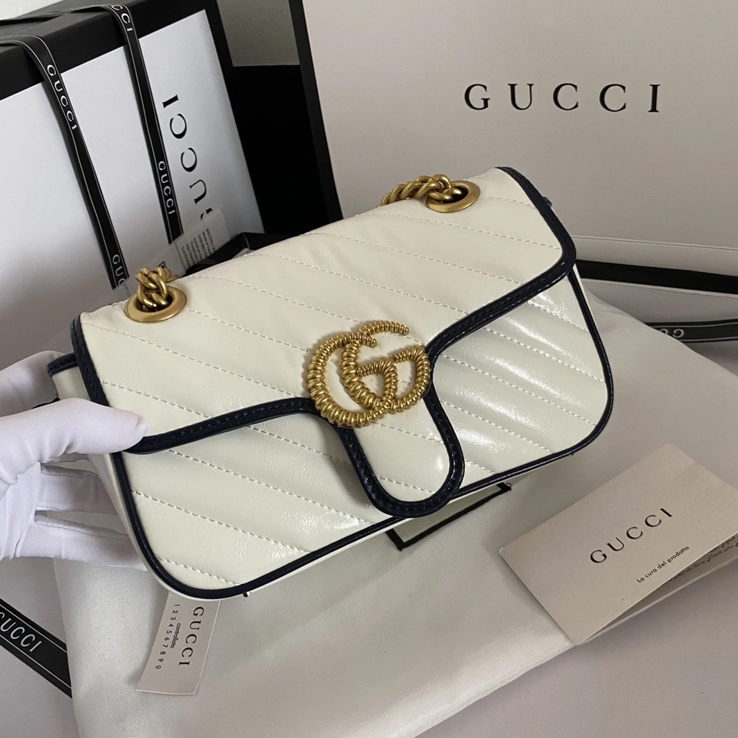 Popular 7495 Gucci AAA Quality Messenger Bags For Women
