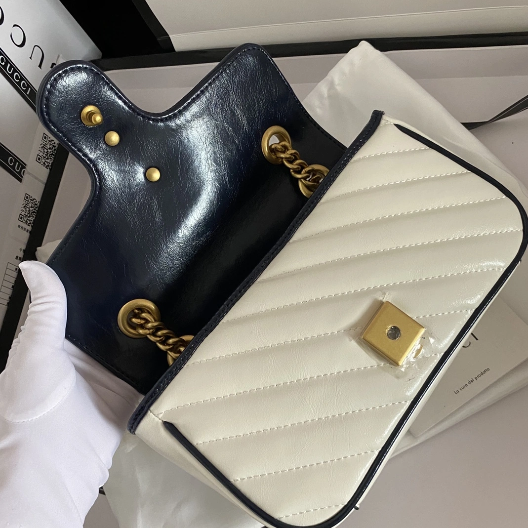 Popular 7495 Gucci AAA Quality Messenger Bags For Women