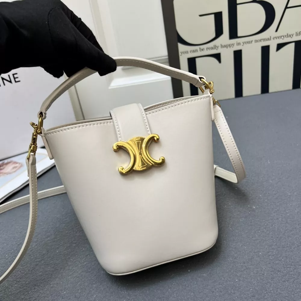 Popular 7503 Celine AAA Quality Messenger Bags For Women