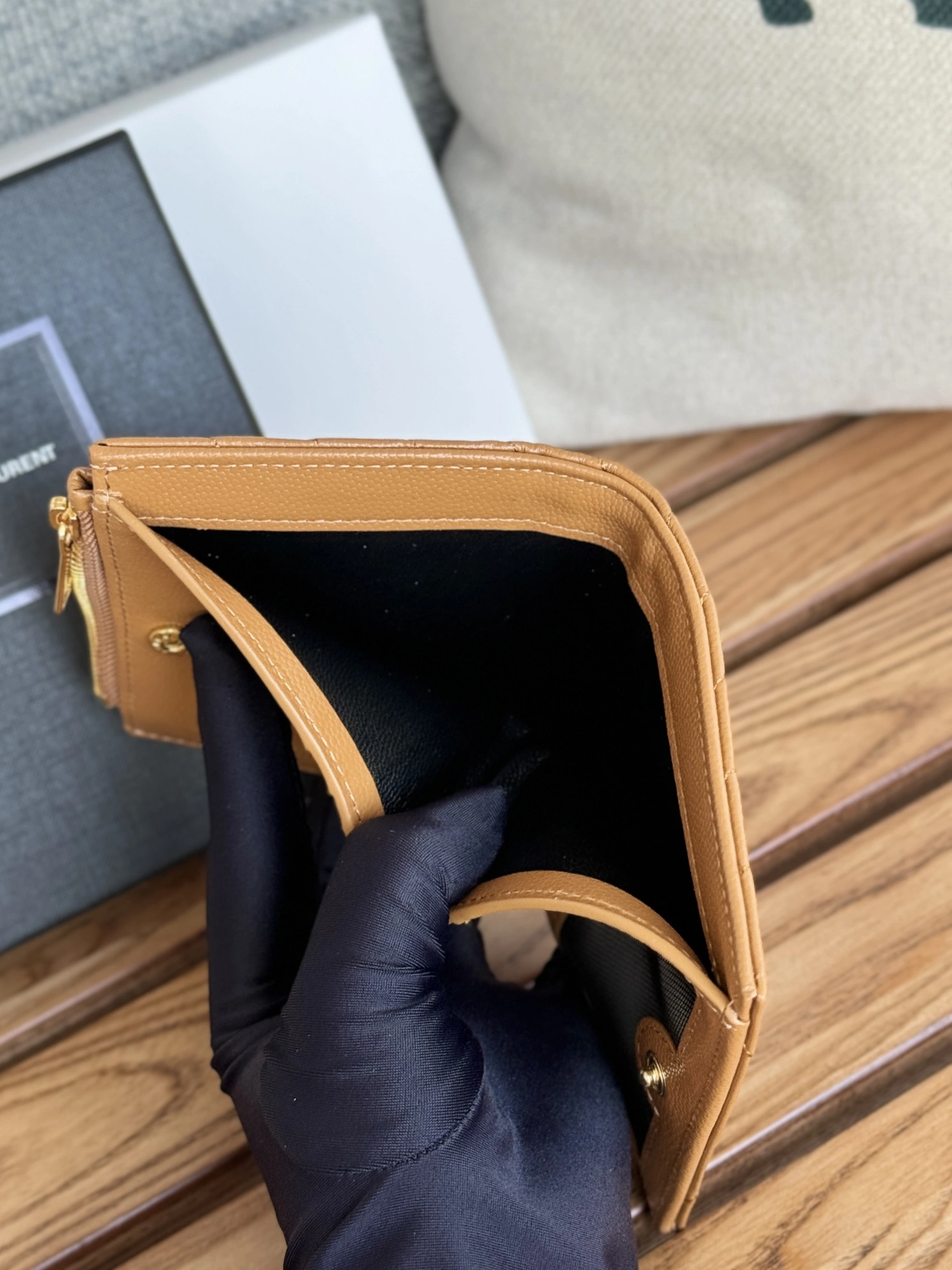 Popular 7666 Yves Saint Laurent AAA Quality Wallets