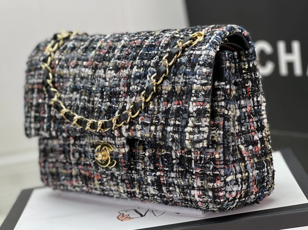 Popular 7692 Chanel AAA Quality Messenger Bags For Women